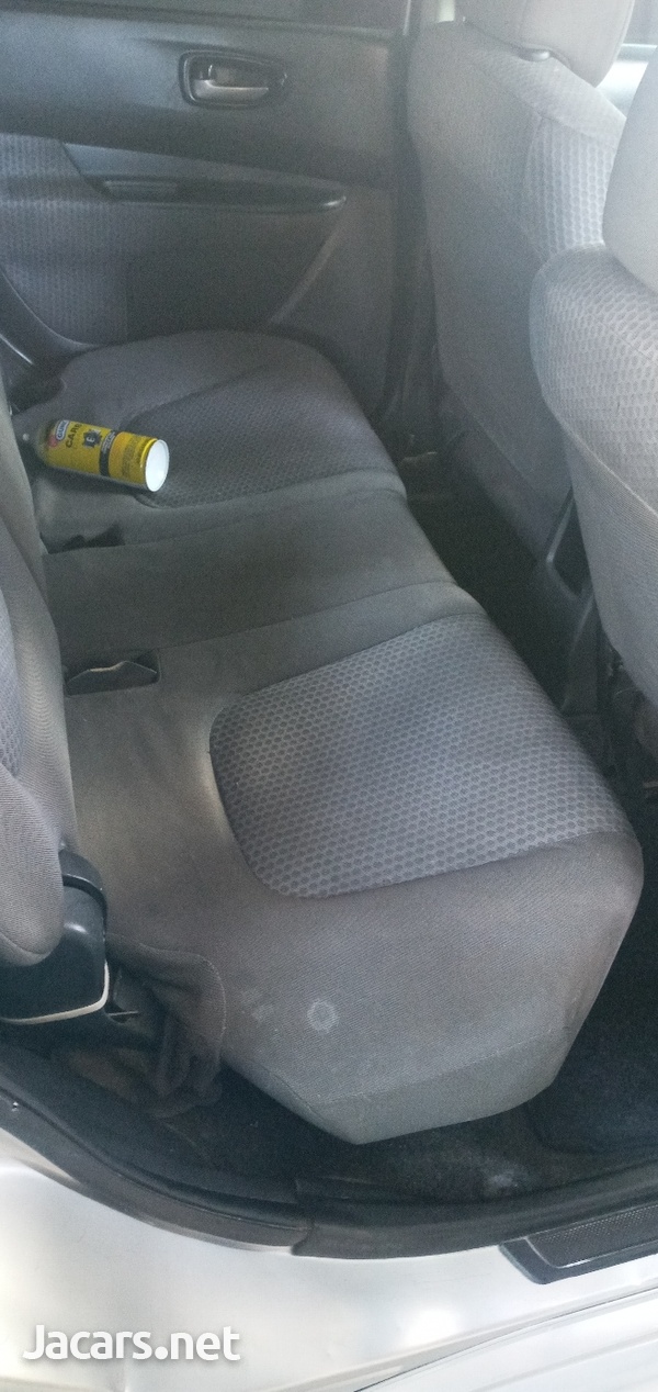 Nissan Wingroad 1,8L 2012-7