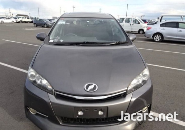 Toyota Wish 1,8L 2013-2