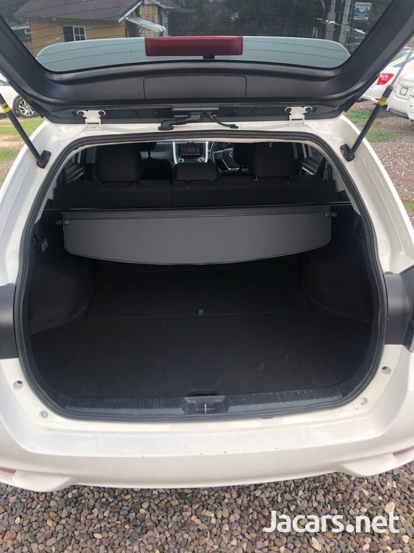 Toyota Fielder 1,5L 2016-4