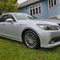 Toyota Crown 2,5L 2015 Toyota Crown 2,5L 2015