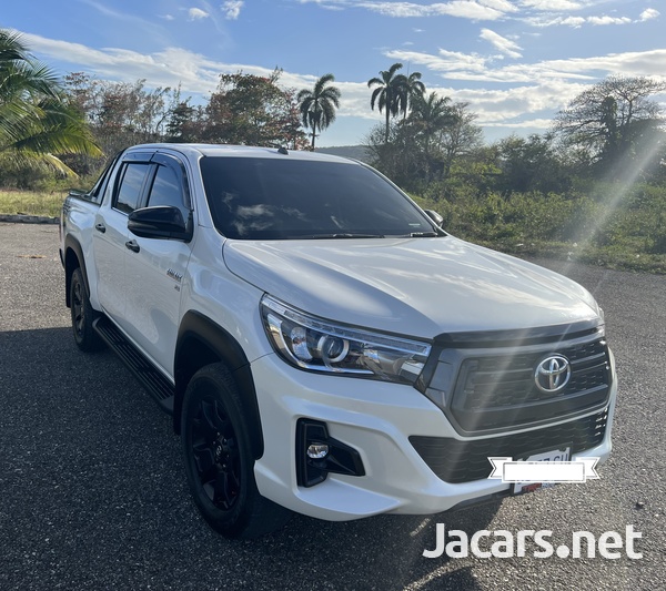 Toyota Hilux 2,8L 2018-1
