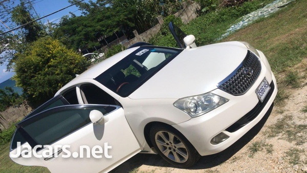 Toyota Crown 4,6L 2012-1