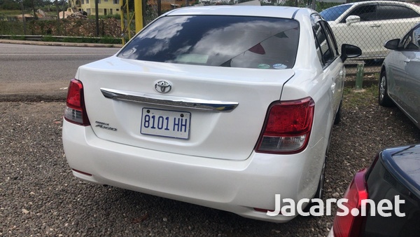 Toyota Axio 1,5L 2012-4