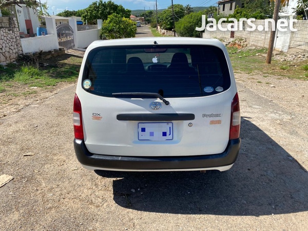 Toyota Probox 1,5L 2012-3