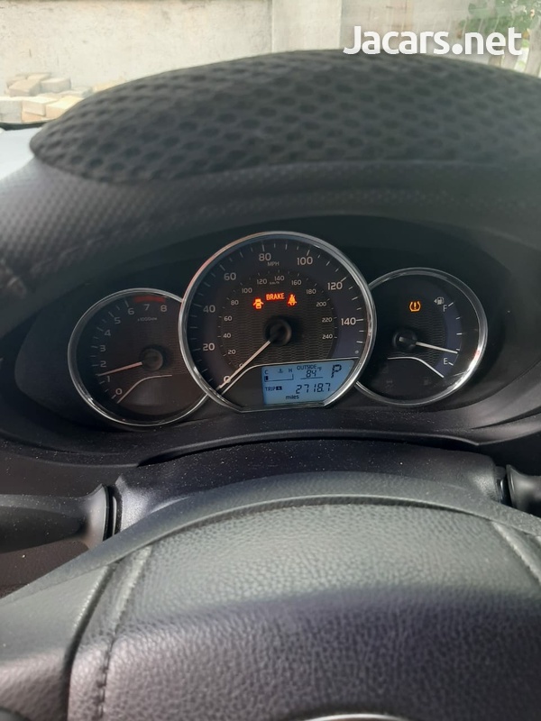 Toyota Corolla 1,8L 2016-4