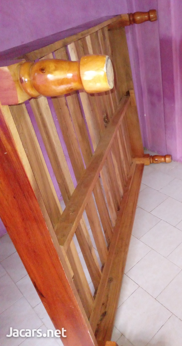 Bed base/foundation-1