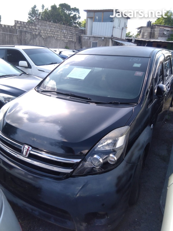 Toyota Isis 1,8L 2012-2