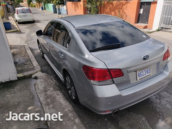 Subaru Legacy 2,5L 2013