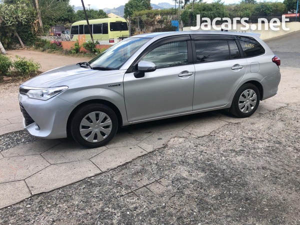 Toyota Fielder 1,5L 2016-3