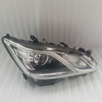 Toyota Crown Athlete Genuine Right Headlight Toyota Crown Athlete Genuine Right Headlight