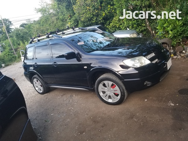 Mitsubishi Outlander or Airtrek 2,4L 2006-5