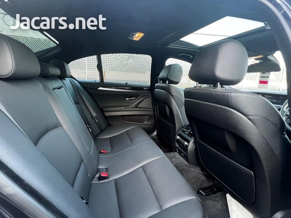 BMW 5-Series 3,0L 2013-7
