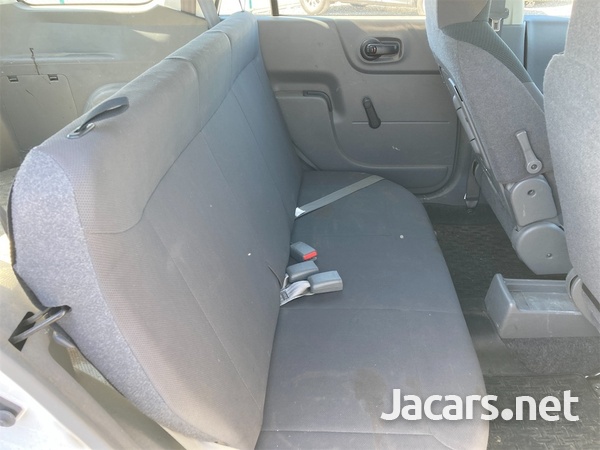 Nissan AD Wagon 1,5L 2016-7