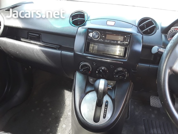 Mazda Demio 1,5L 2012-6