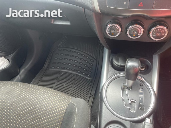 Mitsubishi ASX 2,0L 2014-11