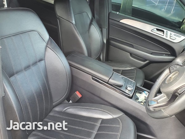 Mercedes-Benz GLS-Class 3,0L 2018-4