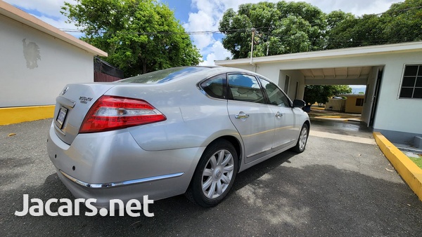 Nissan Teana 2,5L 2010-9