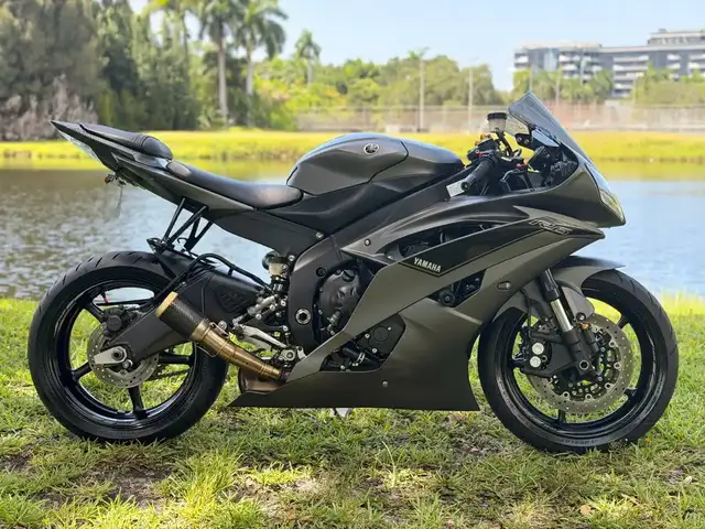 2016 Yamaha YZF-R6, Spanish Town