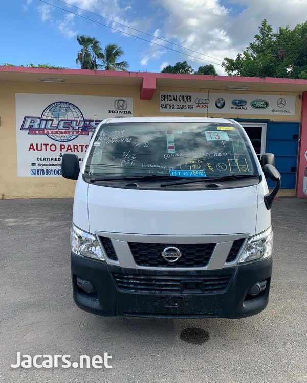 2017 Nissan nv350 newly imported-1