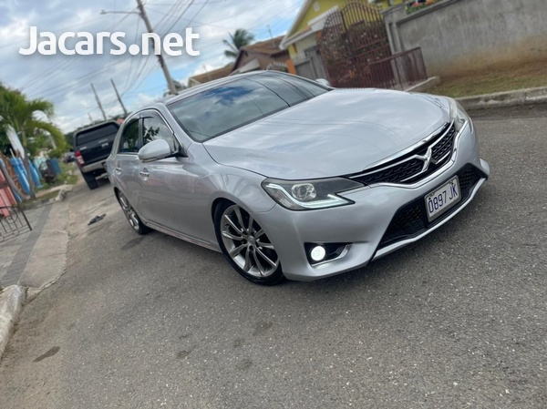 Toyota Mark X 2,5L 2014-5