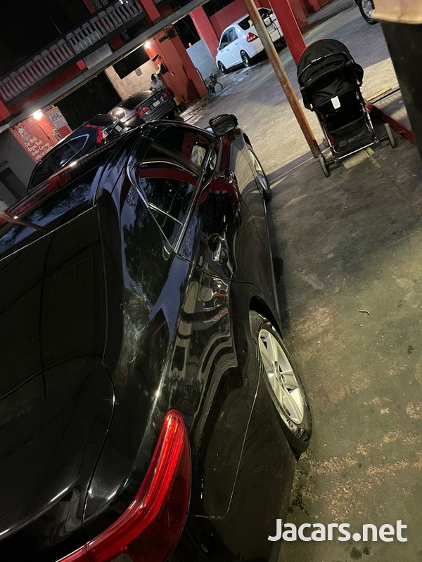 Toyota Mark X 2,5L 2014-4