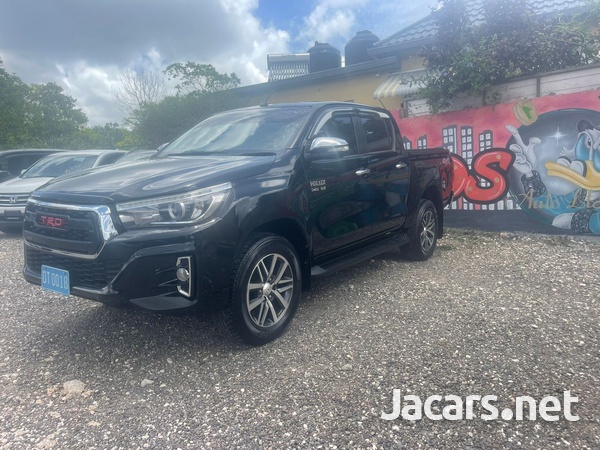 Toyota Hilux 2,8L 2017-7