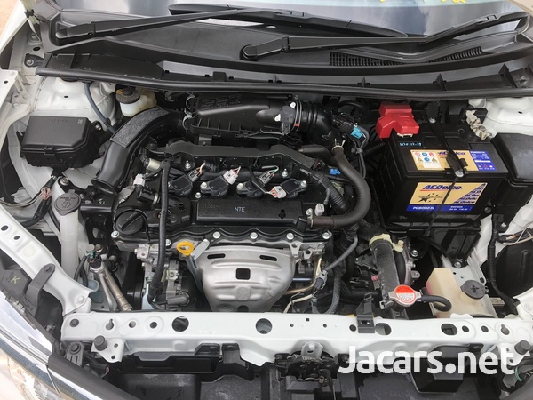 Toyota Axio 2,0L 2017-7