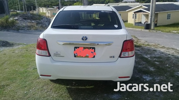 Toyota Axio 1,5L 2015-4