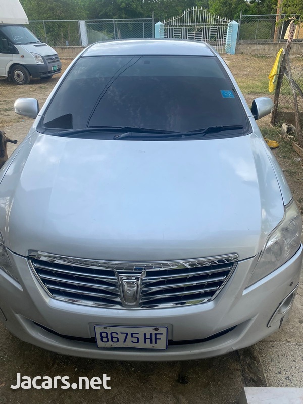 Toyota Premio 1,8L 2012-1