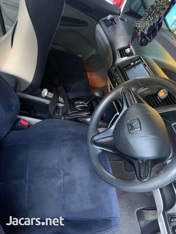 Honda Civic 1,8L 2010-9
