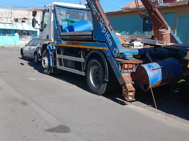 FORD DAF SKIP TRUCK, Saint Catherine