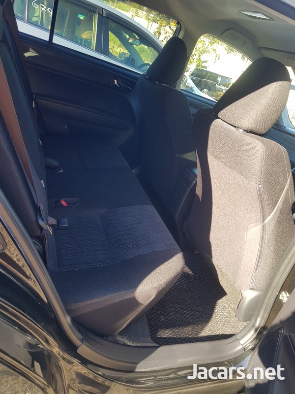 Toyota Fielder 1,5L 2013-5