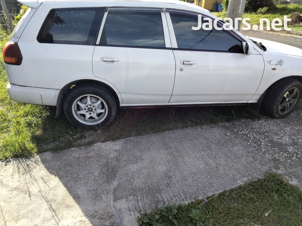 Nissan AD Wagon 1,8L 2007-2
