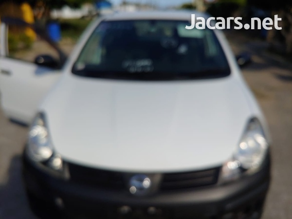 Nissan AD Wagon 1,5L 2016-4