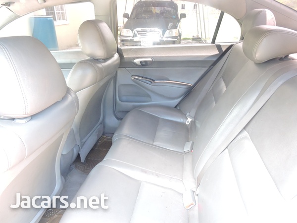Honda Civic 1,8L 2008-7