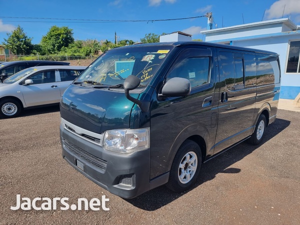 Toyota Hiace 2,0L 2013-2