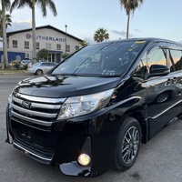Toyota Noah 2,0L 2015 Toyota Noah 2,0L 2015