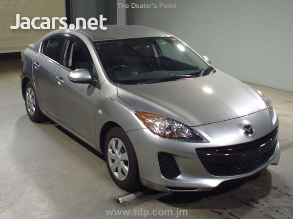Mazda Axela 1,5L 2012-1