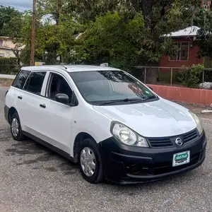 Nissan AD Wagon