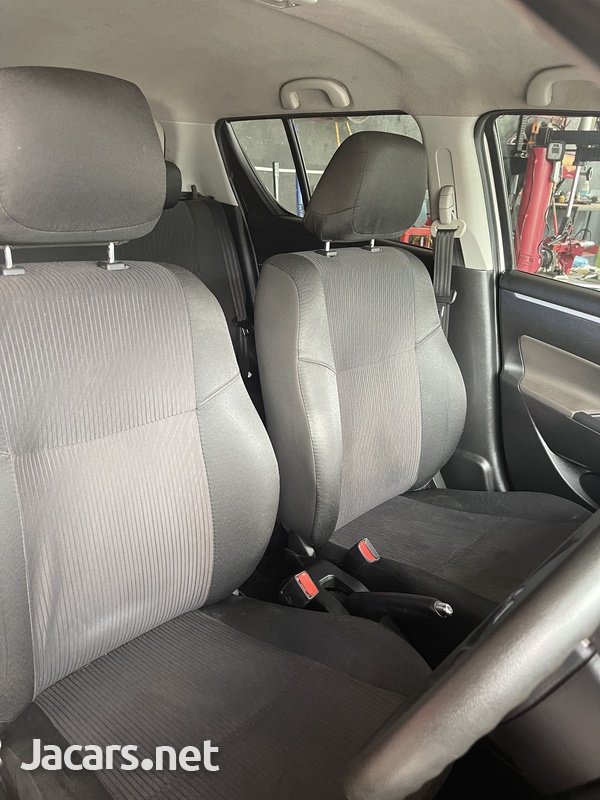 Suzuki Swift 1,5L 2016-8
