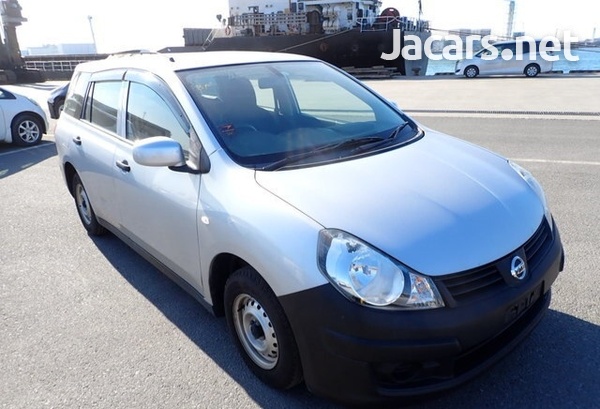 Nissan AD Wagon 1,6L 2017-4