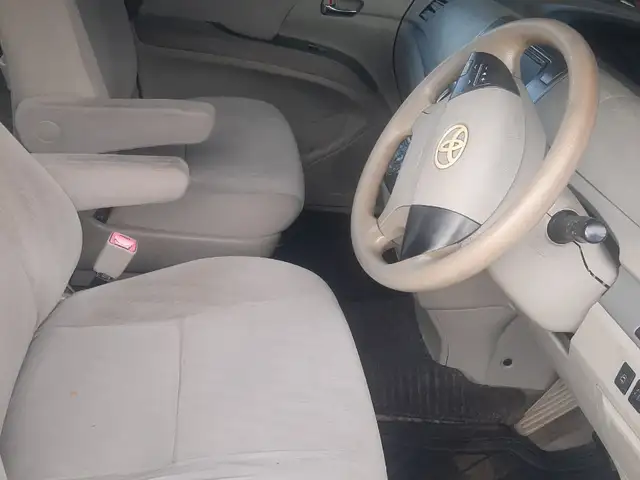 Toyota Estima 2,0L 2009, Saint Catherine - 5