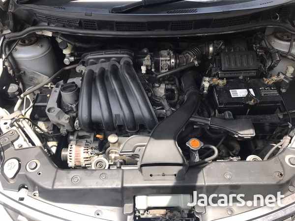 Nissan Tiida 1,6L 2011-7