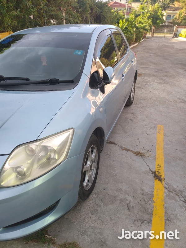 Toyota AURIS 1,5L 2007-4