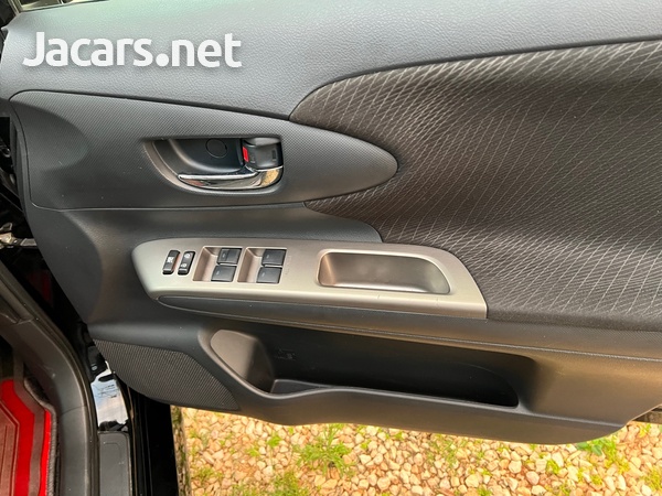 Toyota Wish 1,8L 2012-11