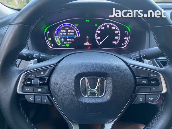 Honda Accord 2,0L 2018-8