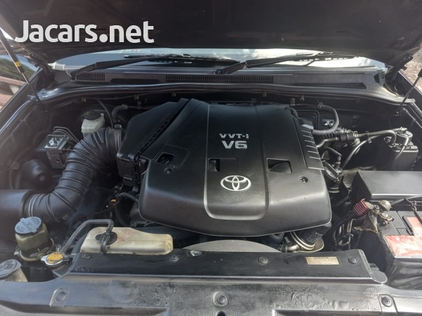 Toyota Hilux 4,0L 2006-6