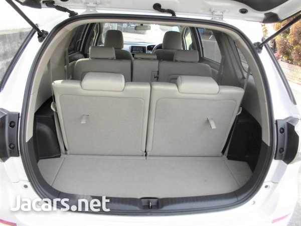 Toyota Wish 1,8L 2017-9