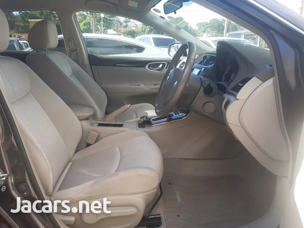 Nissan Sylphy 1,8L 2013-6