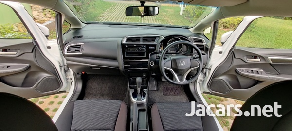 Honda Fit 1,3L 2020-8